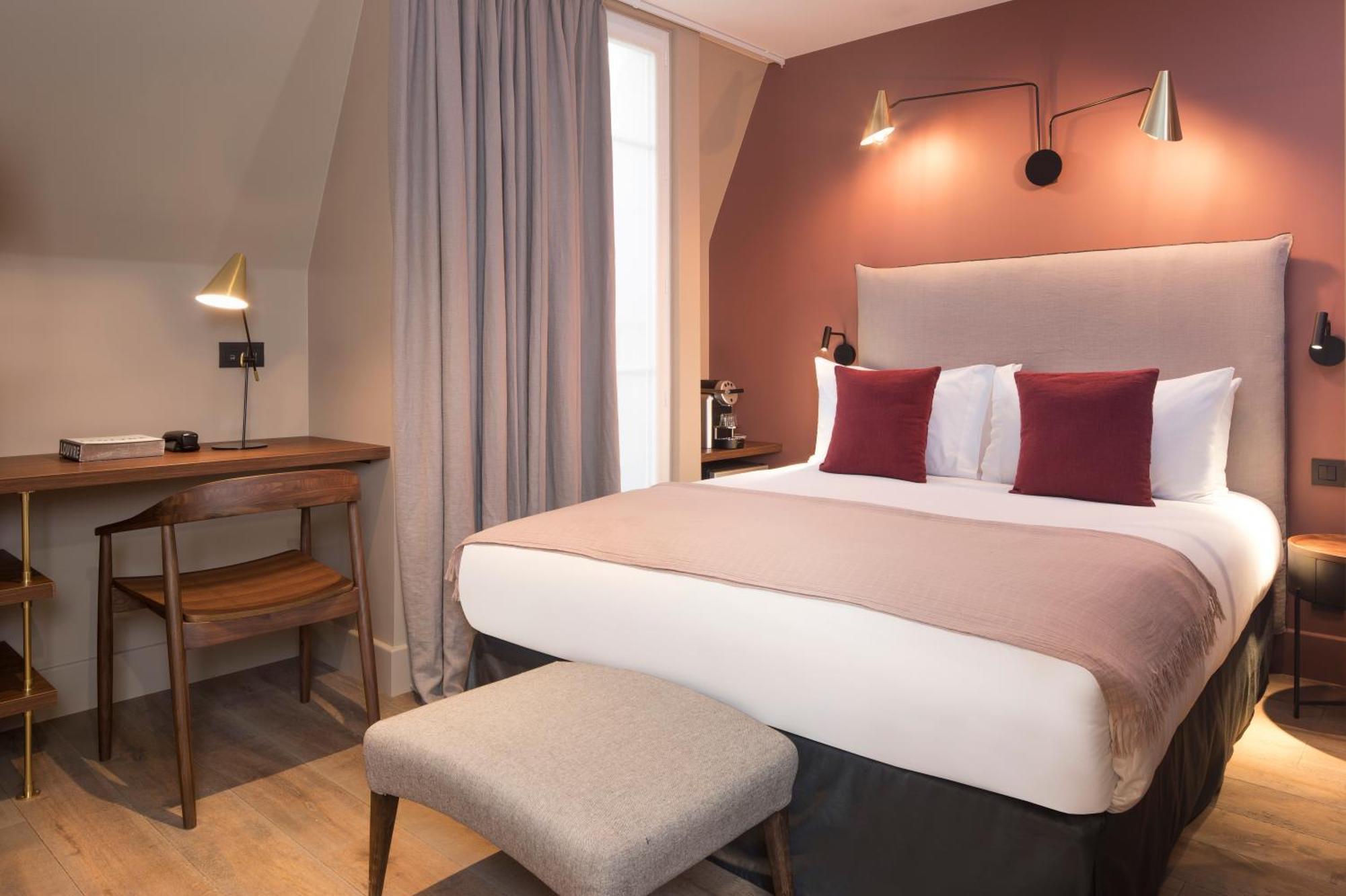 Deluxe Room,1273878550:JPEG